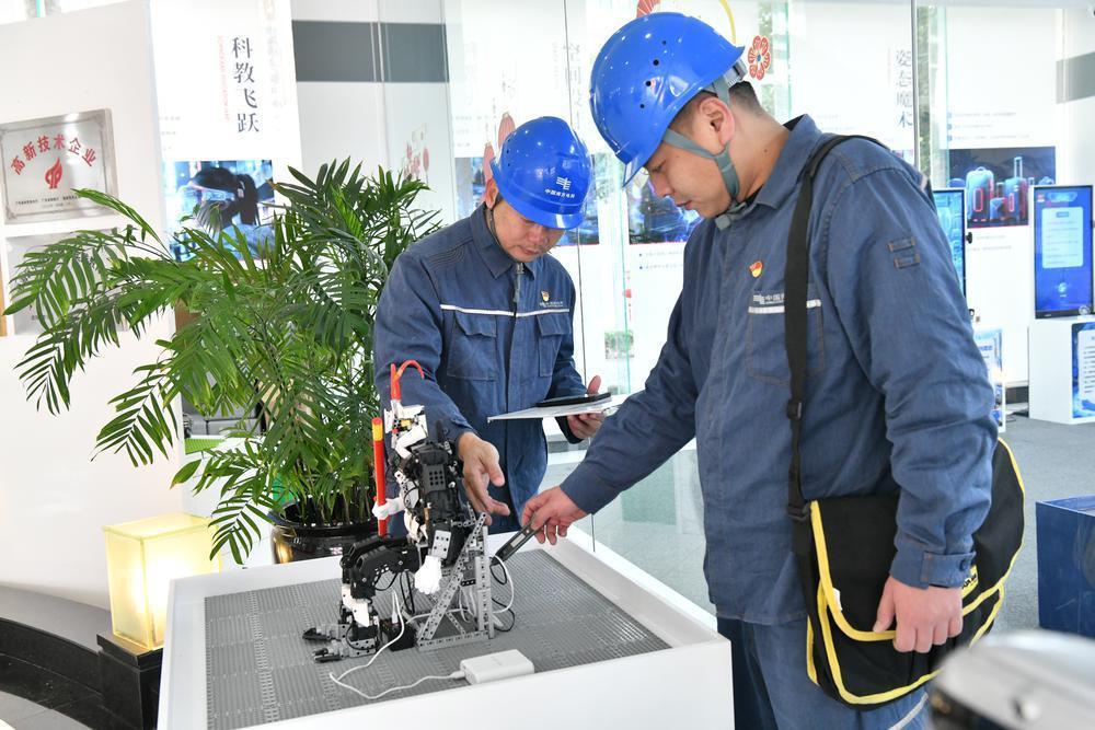 廣東電網(wǎng)“電”力全開(kāi)，助力現(xiàn)代化產(chǎn)業(yè)體系建設(shè)