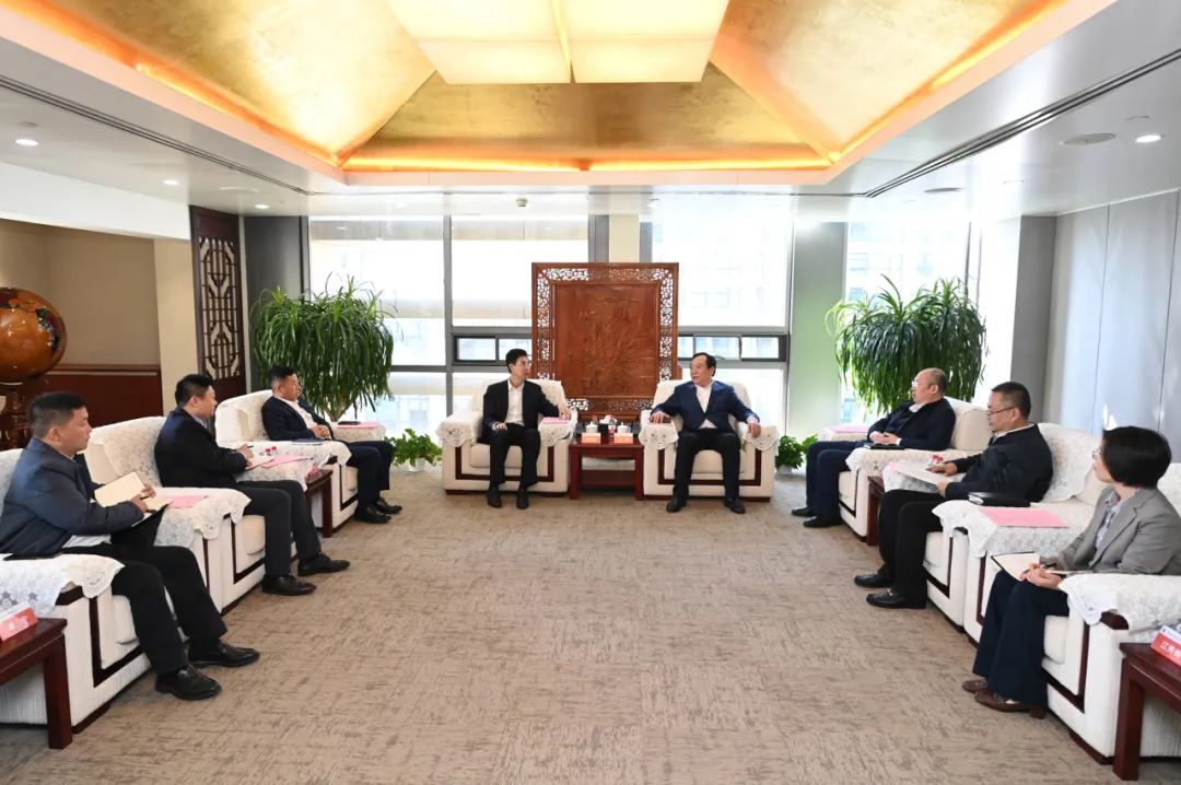 大唐國際黨委書記、董事長李凱會見中建五局黨委書記、董事長田衛(wèi)國